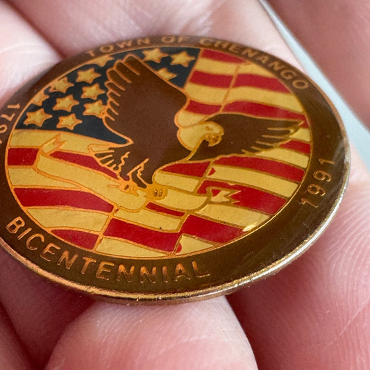 Town of Chenango New York Bicentennial 1791 1991 Pin Bald Eagle US Flag