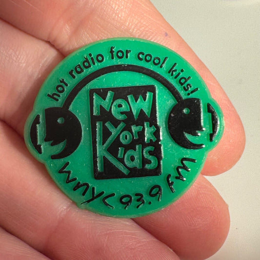 Vintage WNYC New York Kids Radio 93.9 Hot Radio for Cool Kids Plastic Lapel Pin