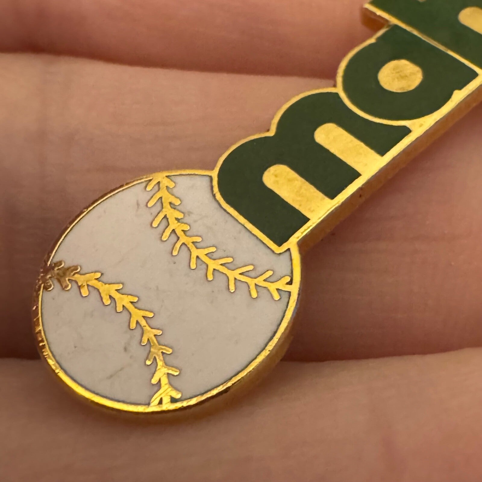 Vitnage Omaha Baseball Lapel Pin Nebraska