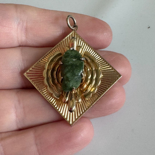 Retro Coro Jade Agate Green Stone Pendant – Gold Tone Art Deco Inspired Setting
