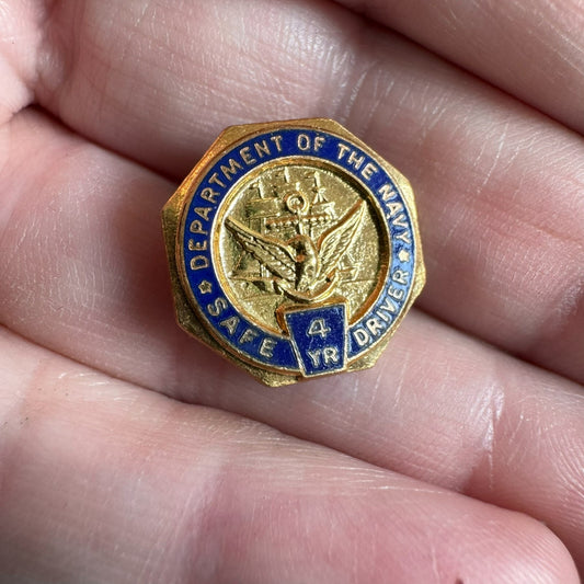 Vintage Department of the Navy 4 Year Safe Driver Lapel Pin