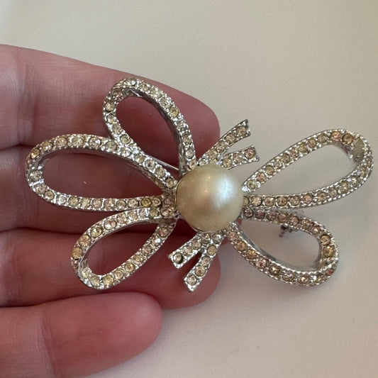 Vintage TARA Silver Tone Bow Brooch Rhinestone Crystal Pearl