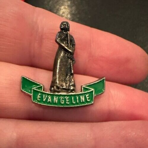 Vintage Evangeline Statue Grand-Pre National Historic Site Travel Souvenir Pin