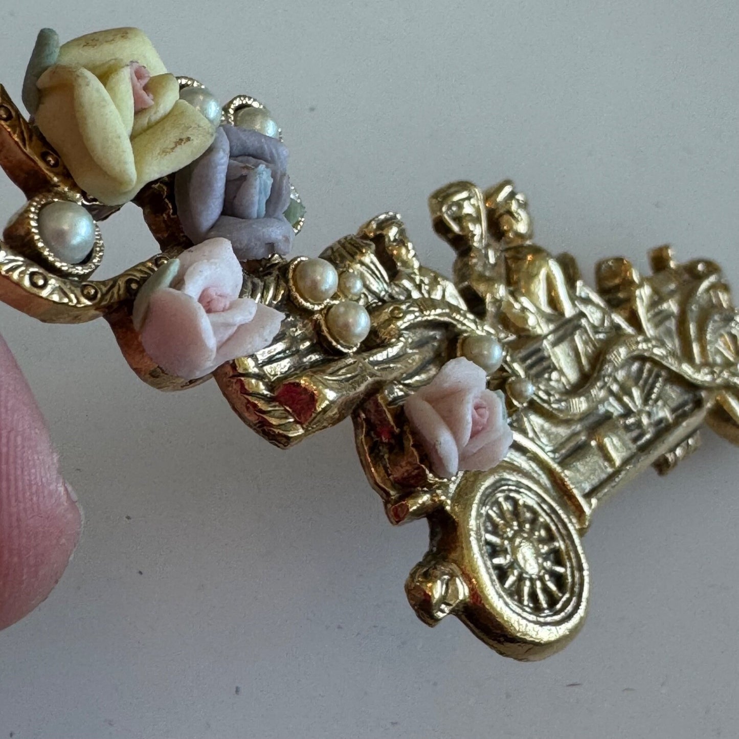 Vintage 1928 Antique Car with Pearls Flowers Gold Tone Brooch Pin