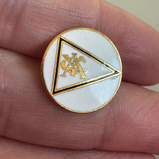Vintage Atwood Yacht Club Burgee Lapel Pin Tie Tack Ohio