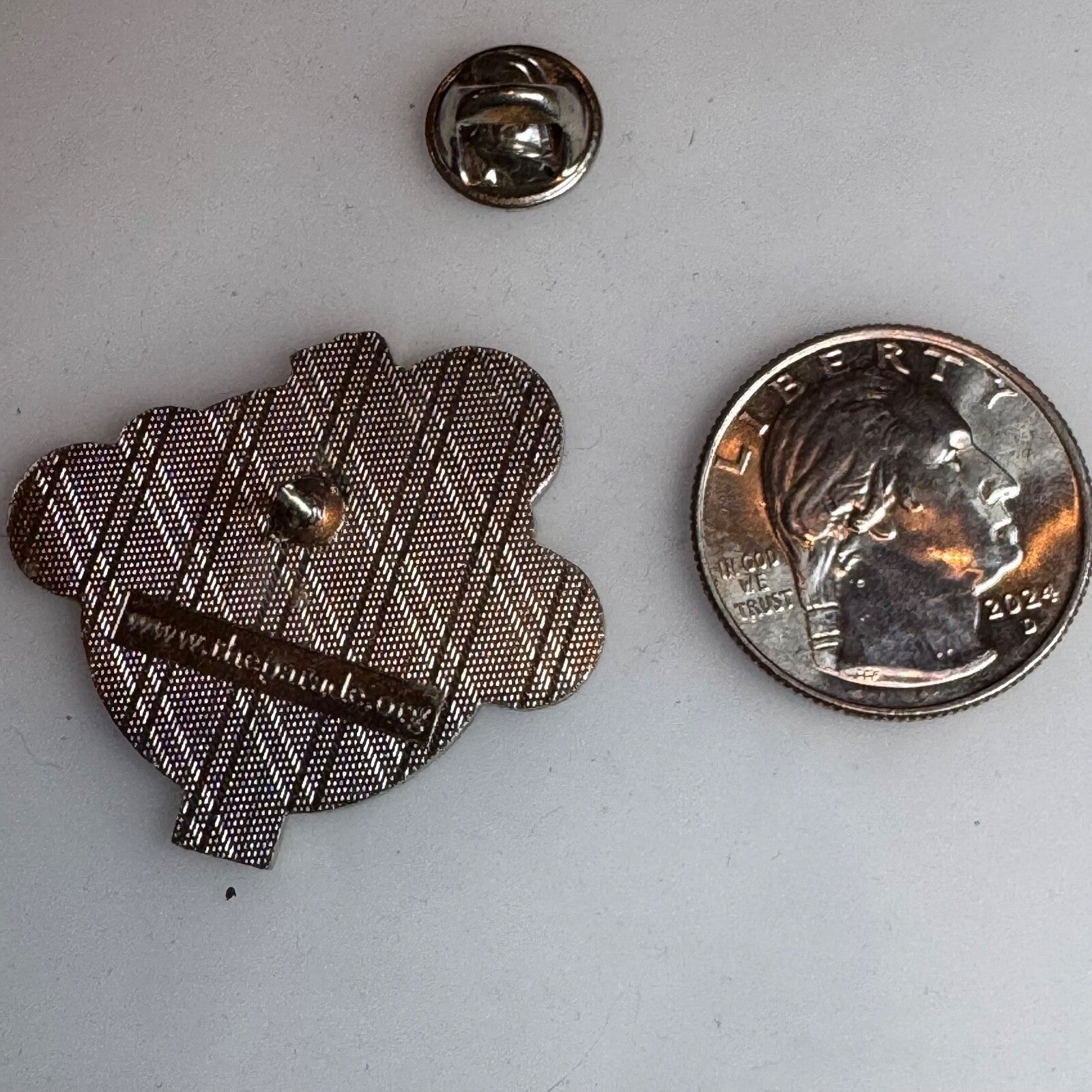 90th American's Thanksgiving Parade Detroit Presented by Art Van Lapel Pin