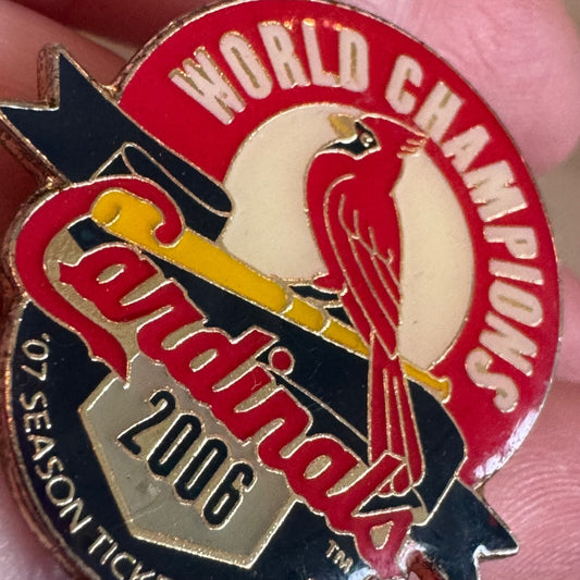 2006 St Louis Cardinals World Champions Lapel Pin Season Ticket Holder