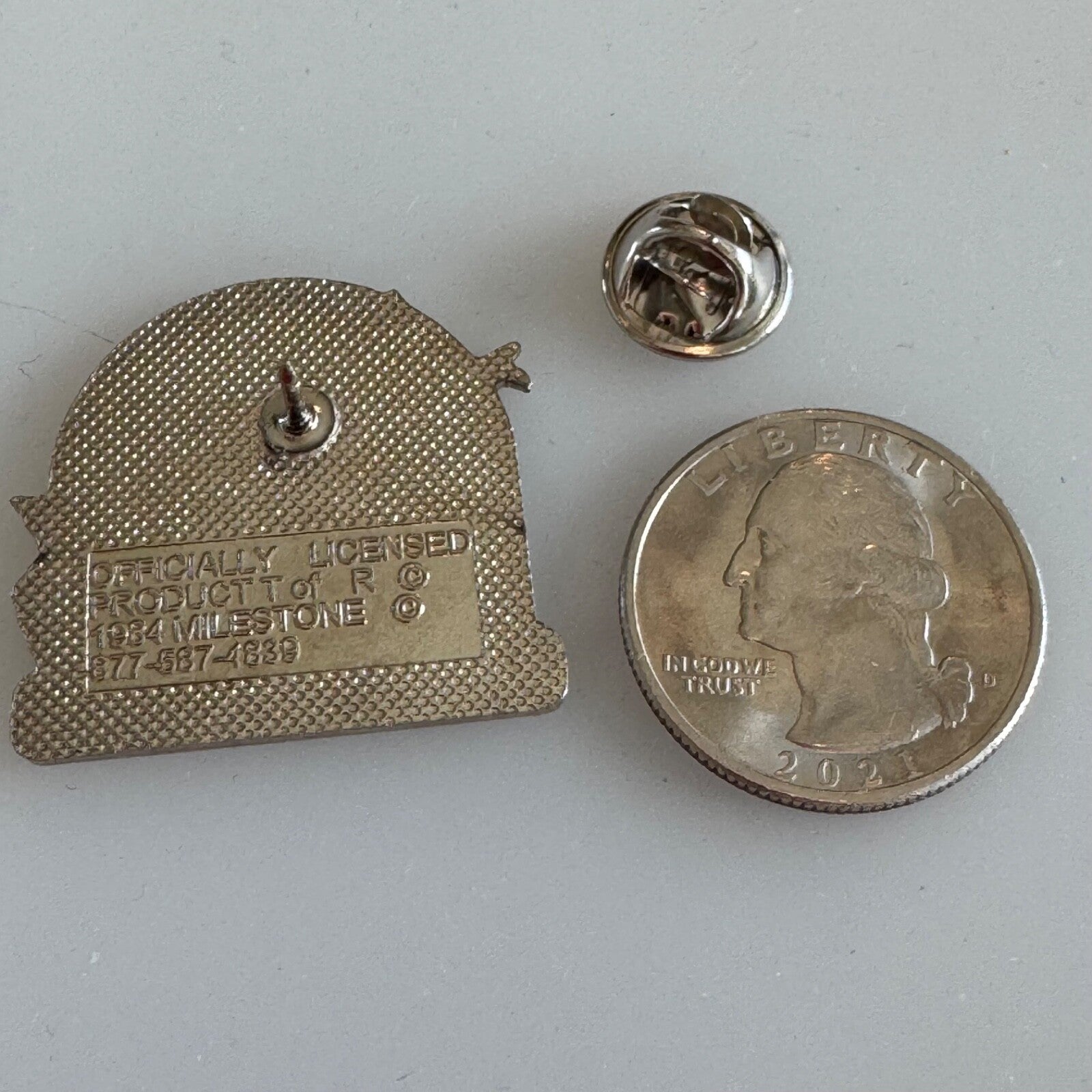 Vintage 2005 Trader Joe's Rose Parade Lapel Pin Bowl Joes RARE