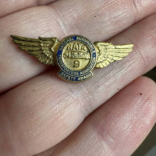 National Automobile Transporters Association Safety Award Lapel Pin Wings NATA