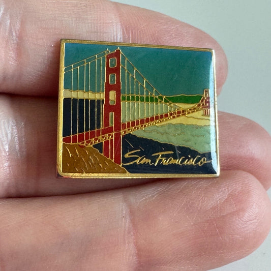 Vintage San Francisco Golden Gate Bridge Souvenir Lapel Pin