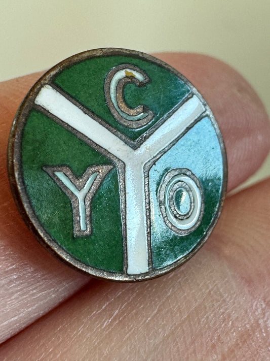 Vintage CYO Catholic Youth Organization Green Enamel Pin