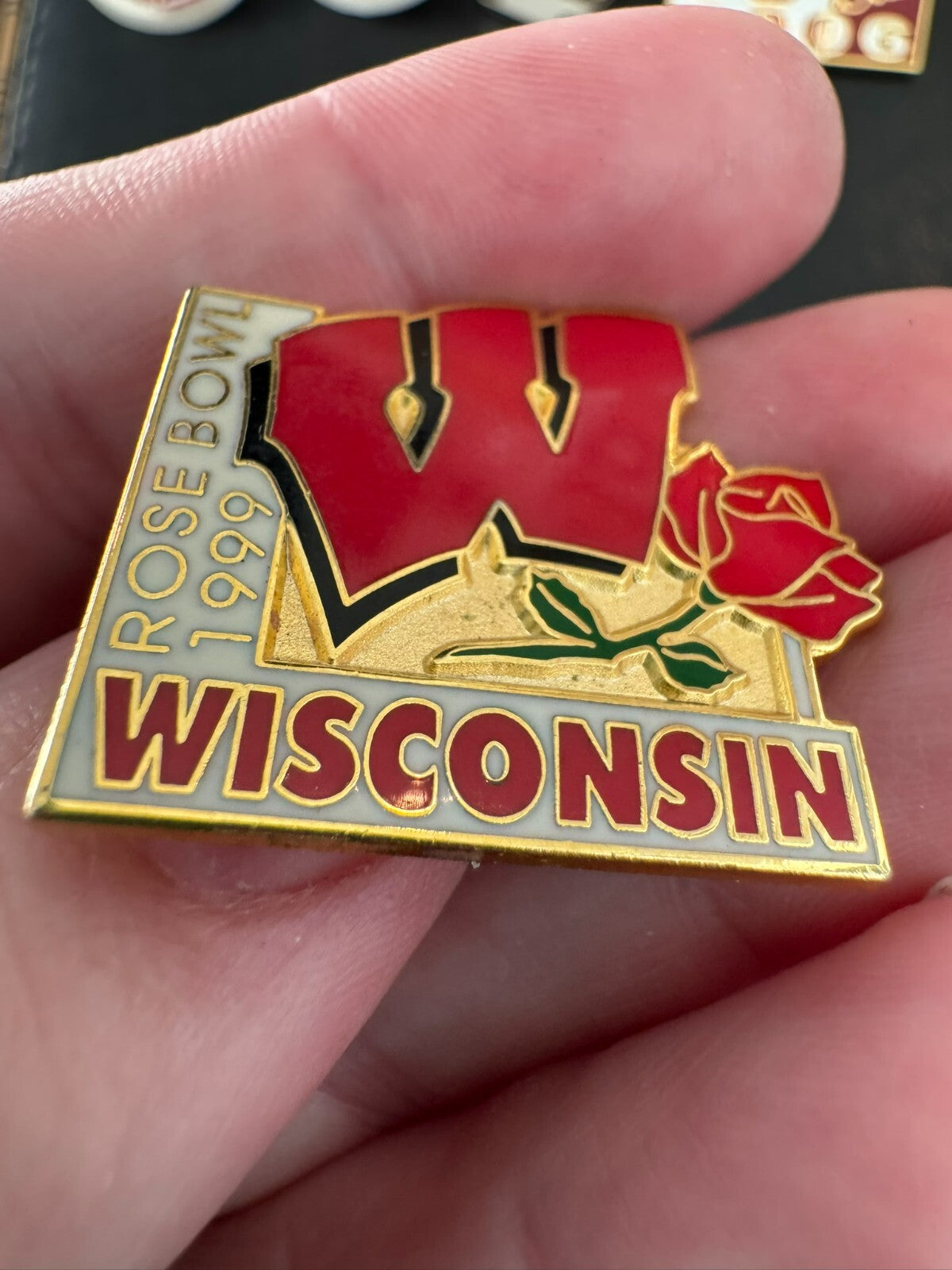 1999 Rose Bowl University of Wisconsin Lapel Pin