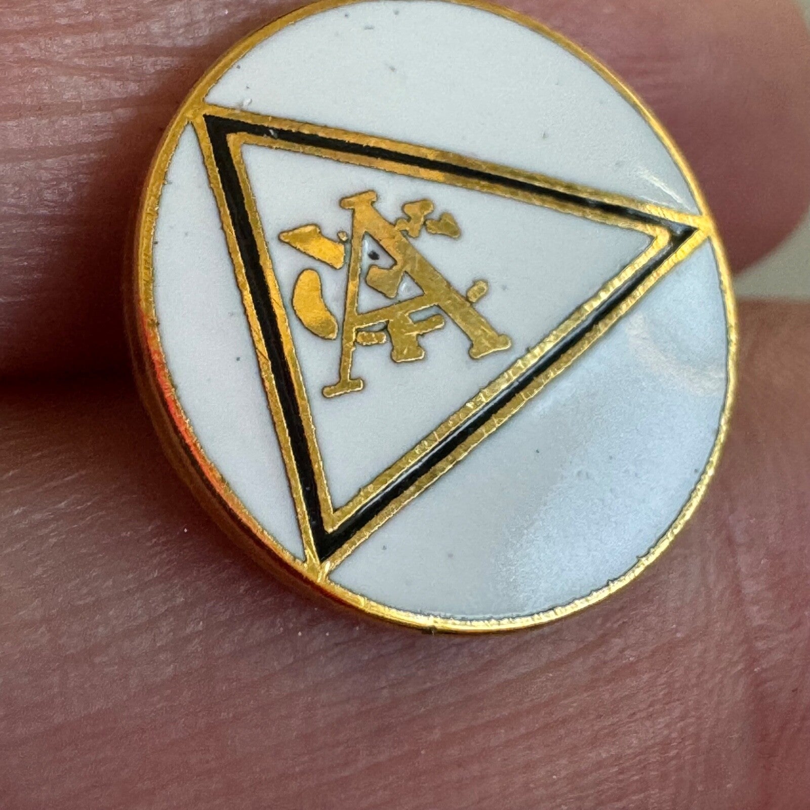 Vintage Atwood Yacht Club Burgee Lapel Pin Tie Tack Ohio