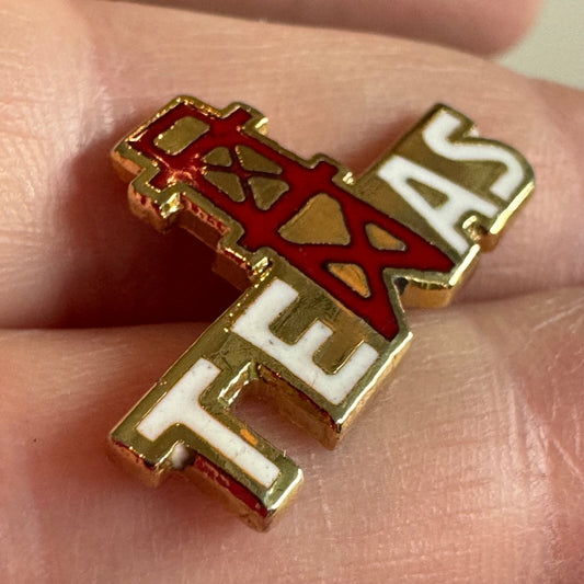 Vintage Texas Oil Rig Derrick Souvenir Tourist Lapel Pin