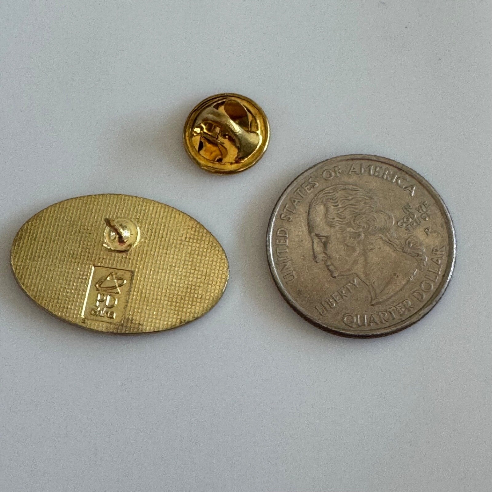 Vintage Ocean Avenue Motor Club Green Oval Pin