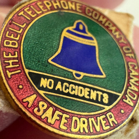 Vtg The Bell Telephone Company of Canada A Safe Driver No Accidents Lapel Pin