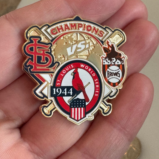 2007 St Louis 1944 World Series Throwback Lapel Pin Cardinals vs. Browns