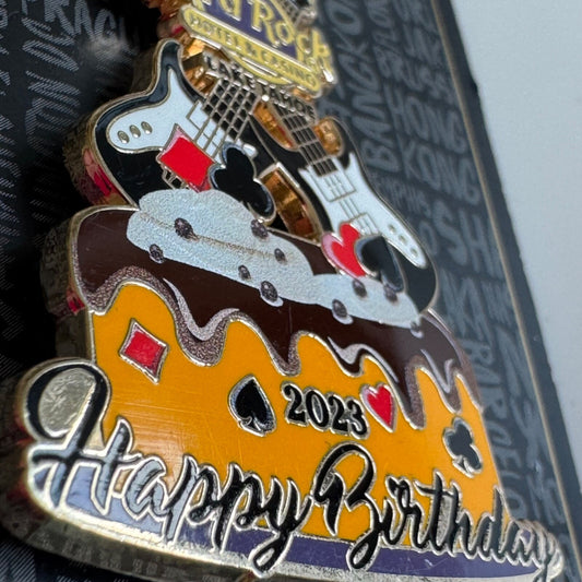 2023 Hard Rock Hotel & Casino Lake Tahoe Happy Birthday Lapel Pin New on Card