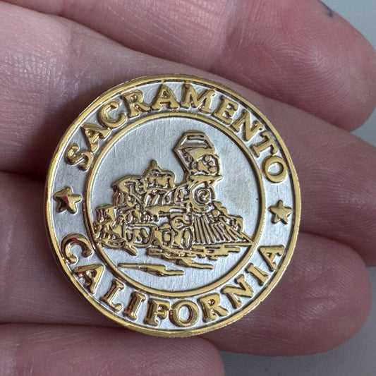 Sacramento California Train Souvenir Lapel Pin – Sacramento, CA, USA Railroad