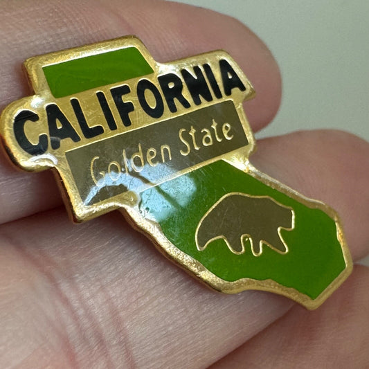 California Golden State Bear Shape Lapel Pin – USA