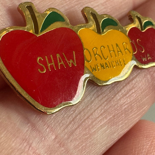Shaw Orchards Wenatchee WA Apple Trio Lapel Pin Washington Souvenir 