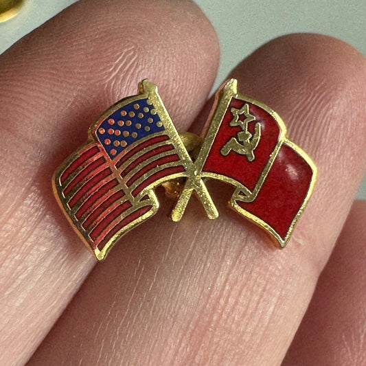 Vintage United States USSR Friendship Flag Enamel Lapel Pin Tie Tack