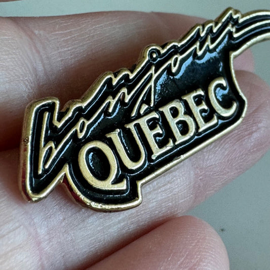 Vintage Bon Jour Quebec Canada Souvenir Tourist Lapel Pin Bonjour