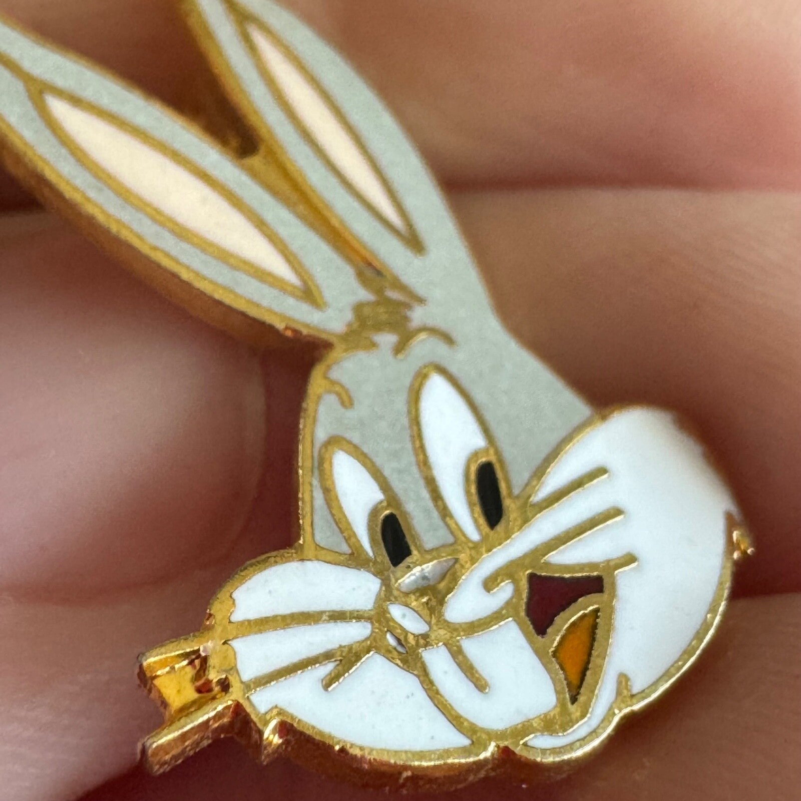 Vintage Looney Tunes Bugs Bunny Enamel Lapel Pin