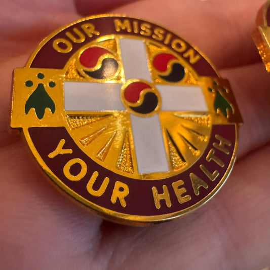 121st General Hospital Army Pair of Our Mission Your Health U.S. Army DI Pin