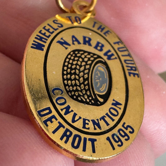 1995 Wheels to the Future NARBW National Assn Railway Business Women Charm