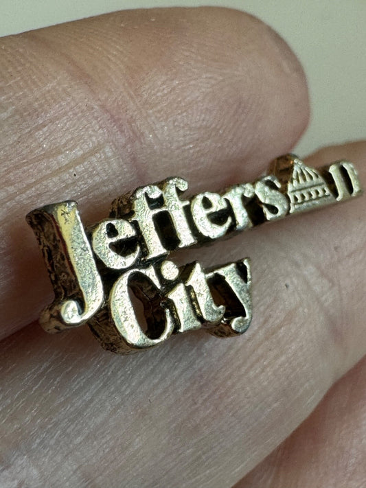 Vintage Jefferson City Missouri Capital Building Lapel Pin
