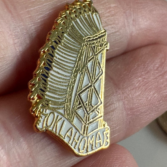 Vintage Oklahoma Oil Rig Derrick Native American Headdress Lapel Pin