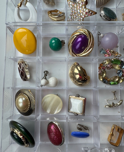 Vintage Signed & Unsigned SINGLE Clip-On Earrings Jewelry Lot Crafts/Wear 48pcs