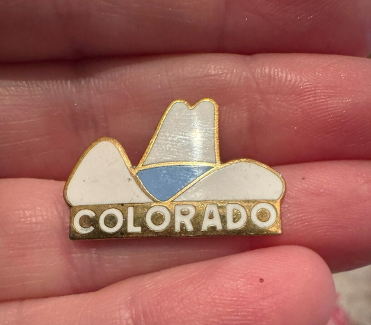Vintage Colorado Tourist Enamel Lapel Pin White Stetson Cowboy Hat