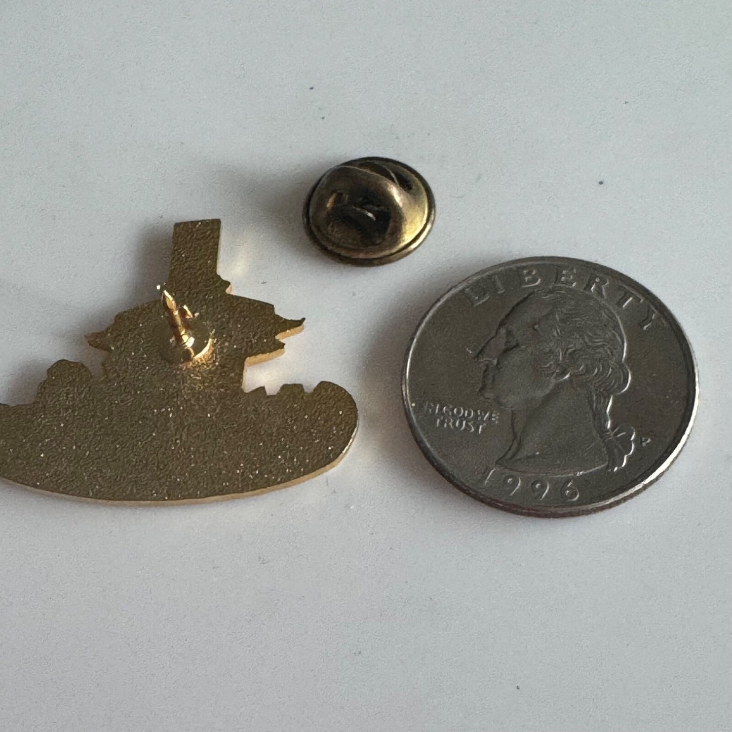 Vintage GameWorks Seattle Washington Lapel Pin Space Needle
