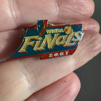 2007 WNBA Finals Lapel Pin - Phoenix Mercury Detroit Shock 