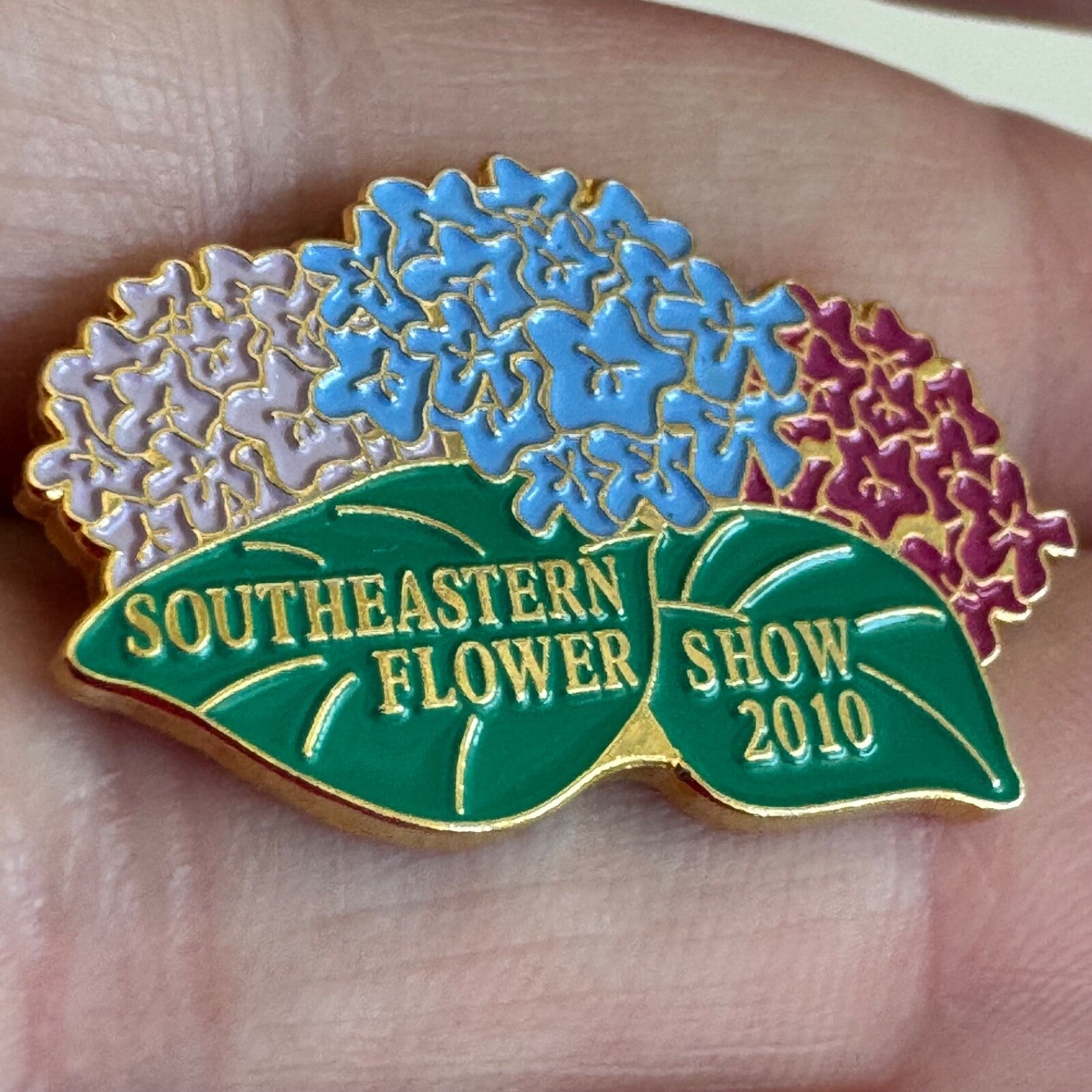 2010 Southeastern Flower Show Lapel Pin