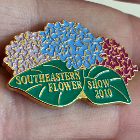 2010 Southeastern Flower Show Lapel Pin