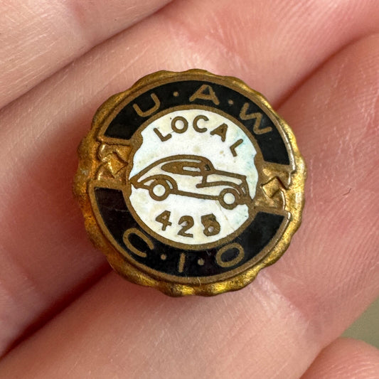 Vintage U.A.W. C.I.O. Local 425 Lapel Pin UAW CIO Maumee OH Union