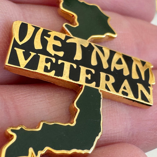Vintage Vietnam Veteran Enamel Lapel Pin