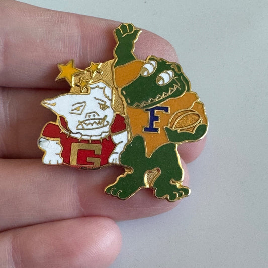 Vtg Worlds Largest Cocktail Party Florida Gators Georgia Bulldogs Rivalry Pin