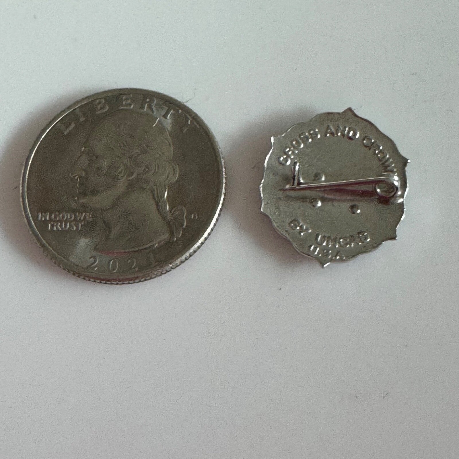 Vintage United Church of Christ Sunday School Cross and Crown Lapel Pin