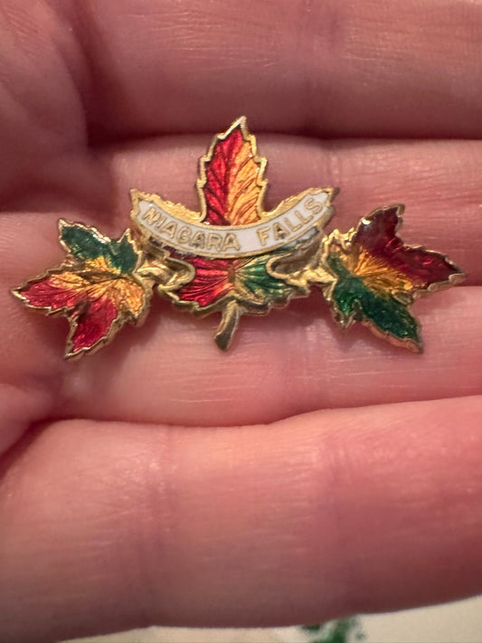 Vintage Niagara Falls Three Leaf Souvenir Brooch Lapel Pin Maple