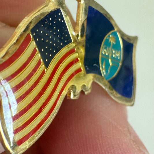 Vtg United States and Guam Friendship Flags Lapel Pin American Flag