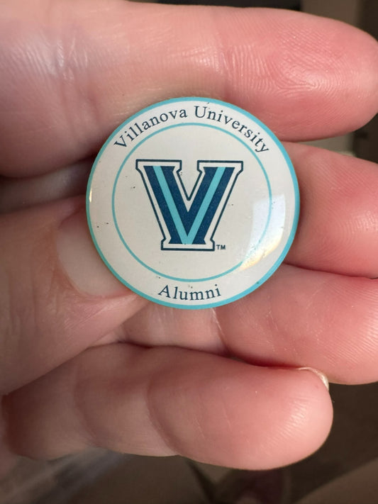 Villanova University Alumni Lapel Pin - Very nice!