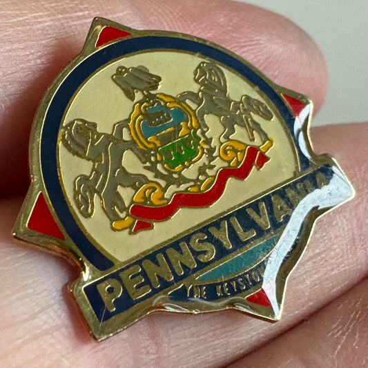 Vintage Pennsylvania The Keystone State Souvenir Tourist Lapel Pin