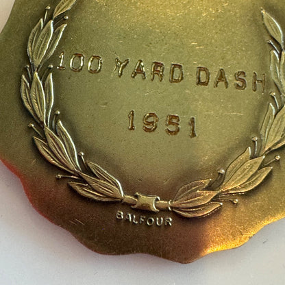 Vtg Drake Relays 100 Yard Dash 1951 Balfour Medal Pin Track and Field University