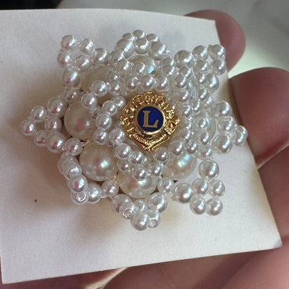 Vtg Unique Lions Club Pearl 3-D Flower Shaped Pin Brooch New in Box