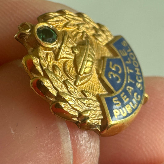 Vtg Seattle Public Schools 35 Year Service Lapel Pin Green Stone Tie Tack RARE