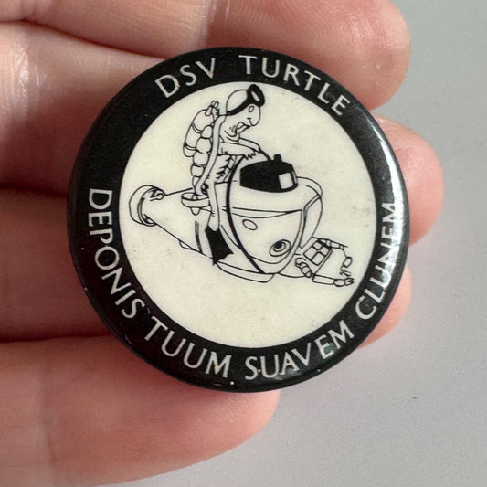 Vtg US Navy DSV Turtle Deep-Ocean Research Submersible Pin